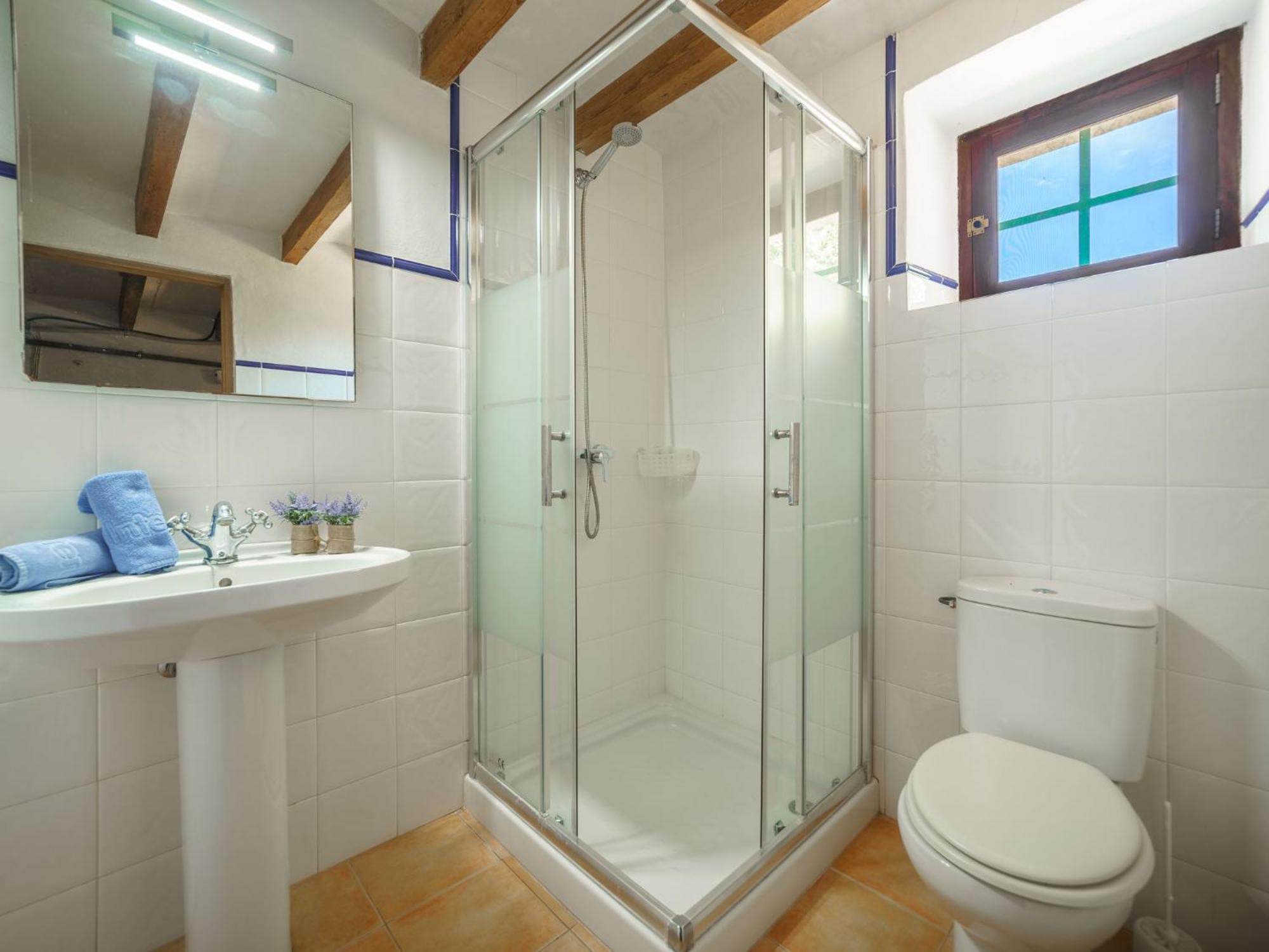 Cas Frare Esb100 By Interhome